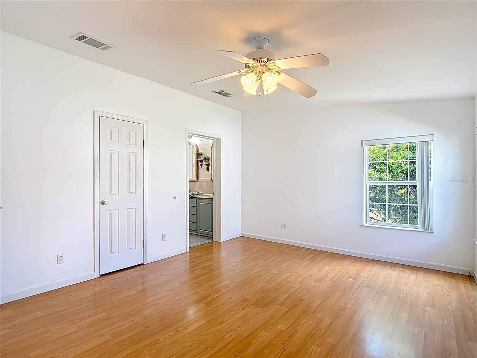 Primary Bedroom - 5745 PAWNEE ST, ZEPHYRHILLS