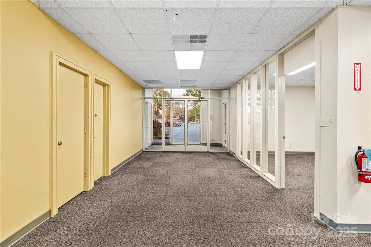 Retail at 704 N Cannon Boulevard, Kannapolis, photo 5 of 33