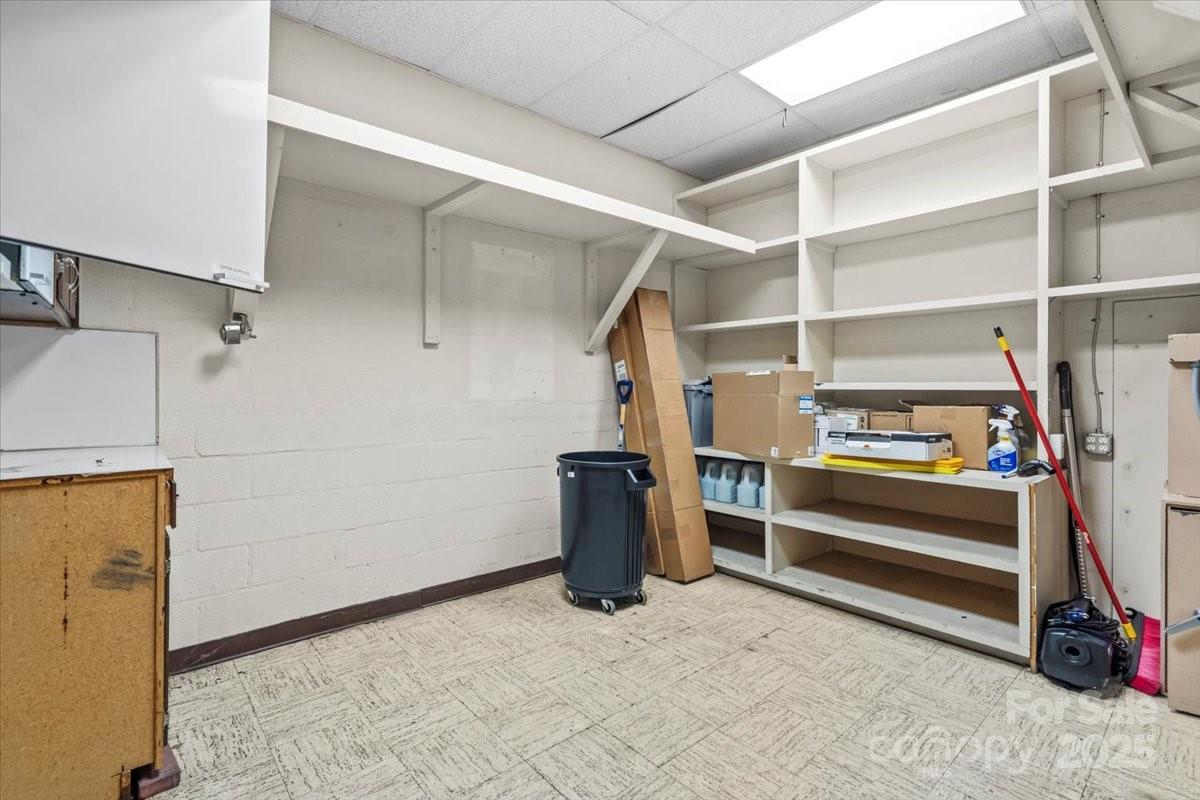 Retail at 704 N Cannon Boulevard, Kannapolis, photo 29 of 33