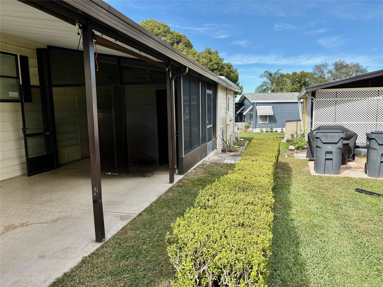 Side of house - 6315 GROVE POINTE DR SE, WINTER HAVEN