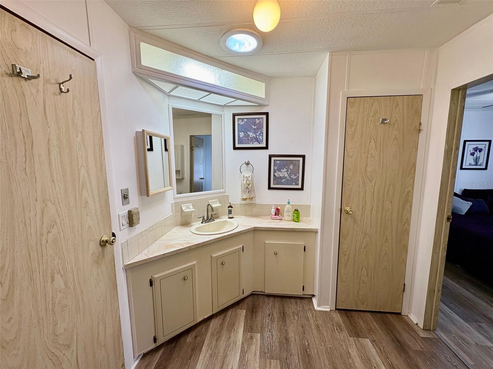 2nd Bath Room - 6315 GROVE POINTE DR SE, WINTER HAVEN