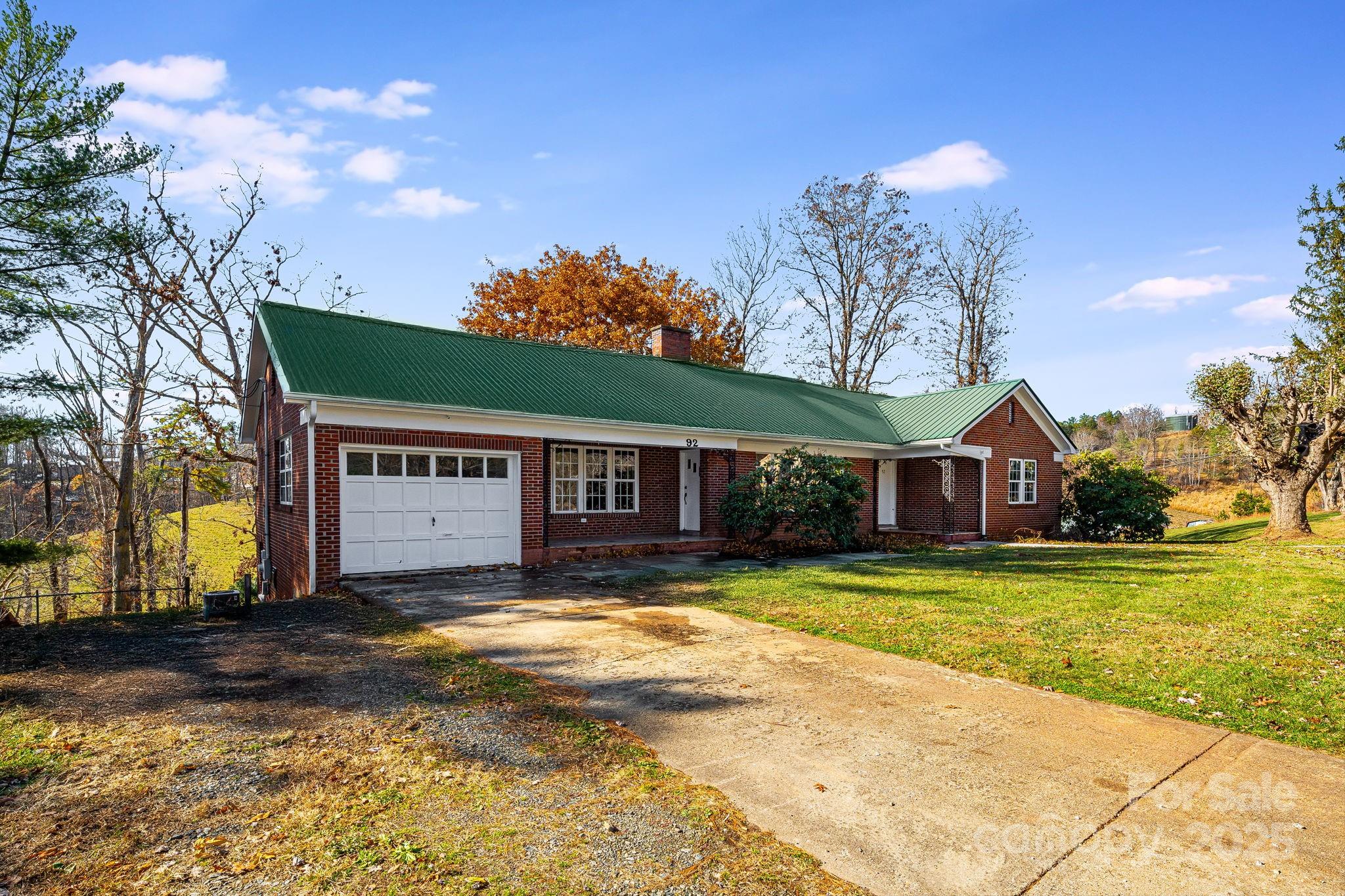 92 Parkway View Road