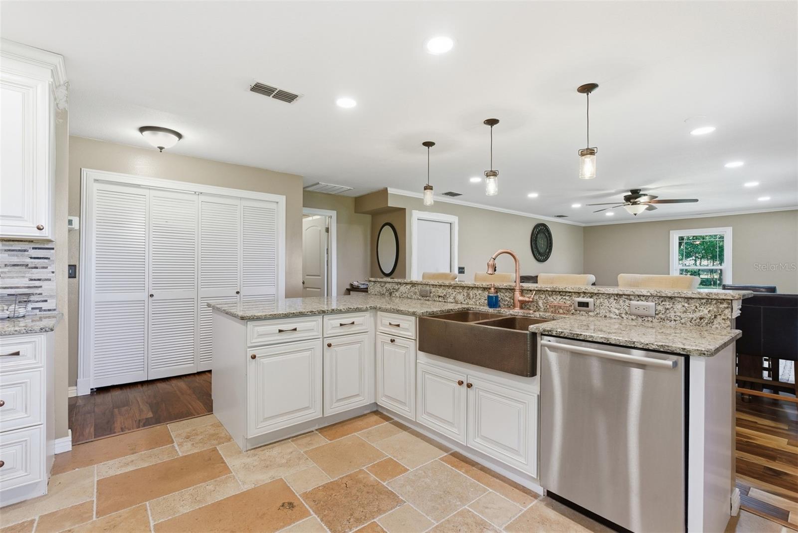 Single Family Residence at 2506 HAWK GRIFFIN RD, PLANT CITY, photo 18 of 50