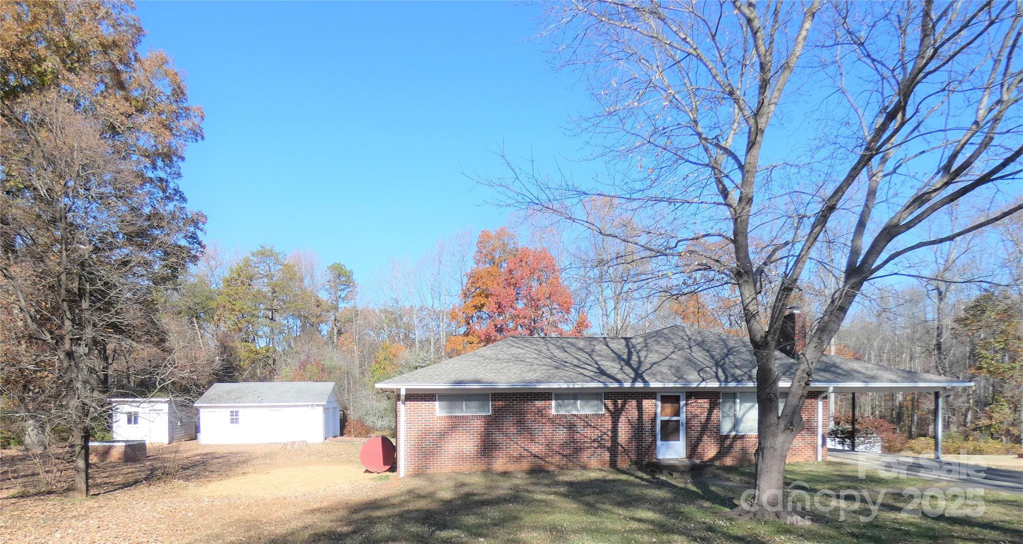 Single Family Residence at 150 Fonda Road, Statesville, photo 5 of 36