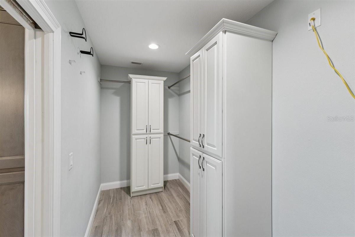 Walk in closet - 6191 TURTLEMOUND RD, NEW SMYRNA BEACH