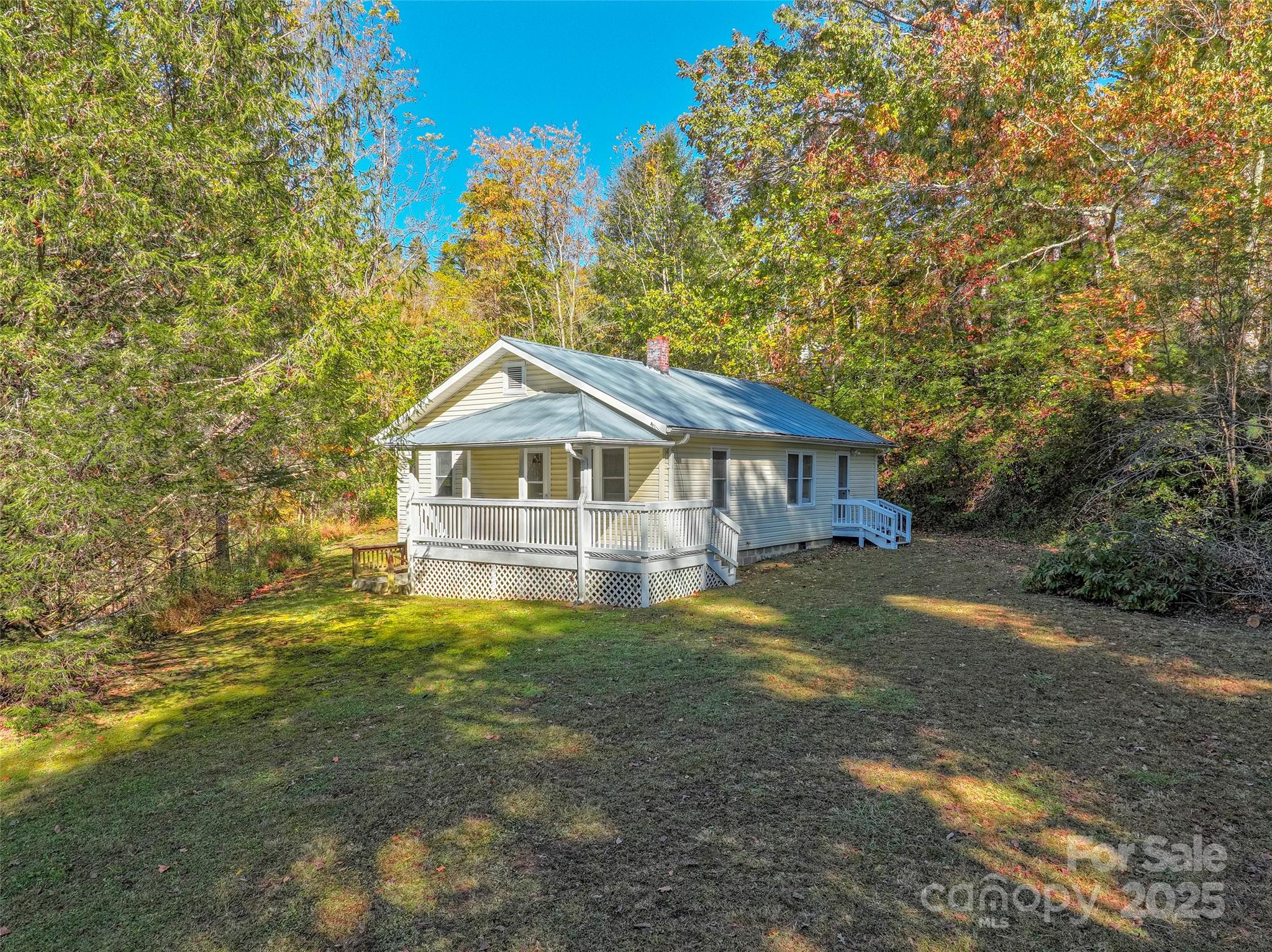 96 Thompson Road