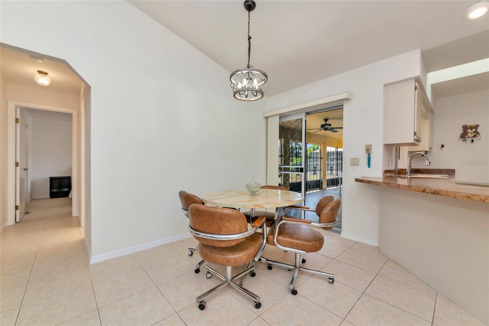 Dinette - 2176 BARKSDALE ST, PORT CHARLOTTE