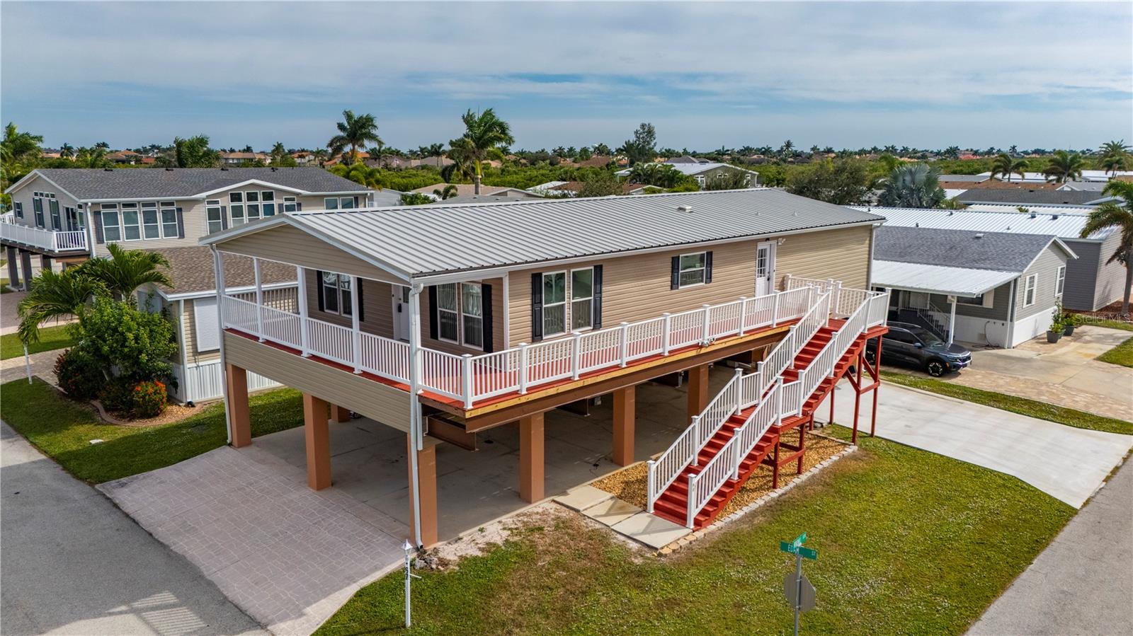 Manufactured Home at 67 WINDMILL BLVD, PUNTA GORDA, photo 32 of 70