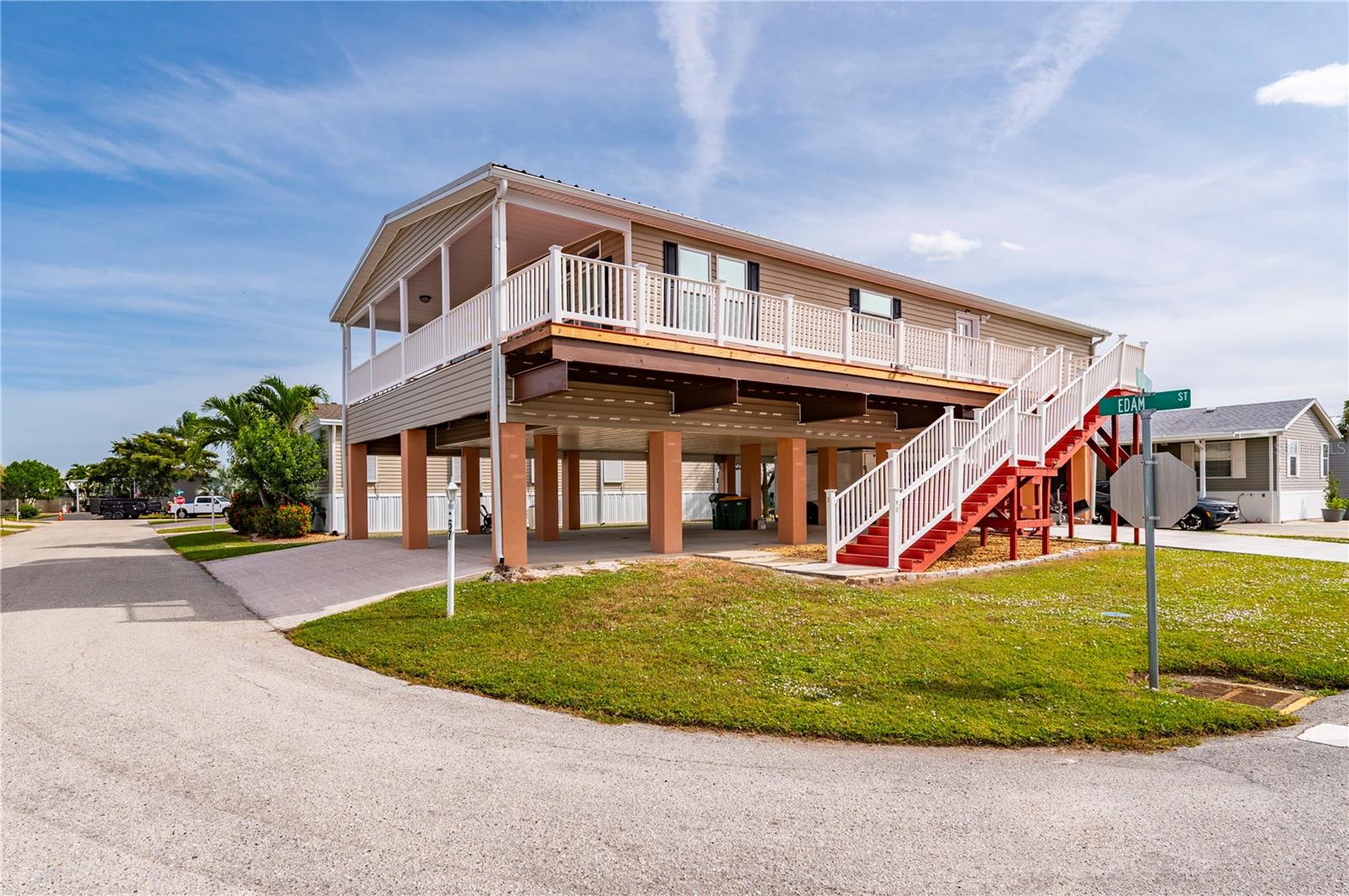Corner lot - 67 WINDMILL BLVD, PUNTA GORDA