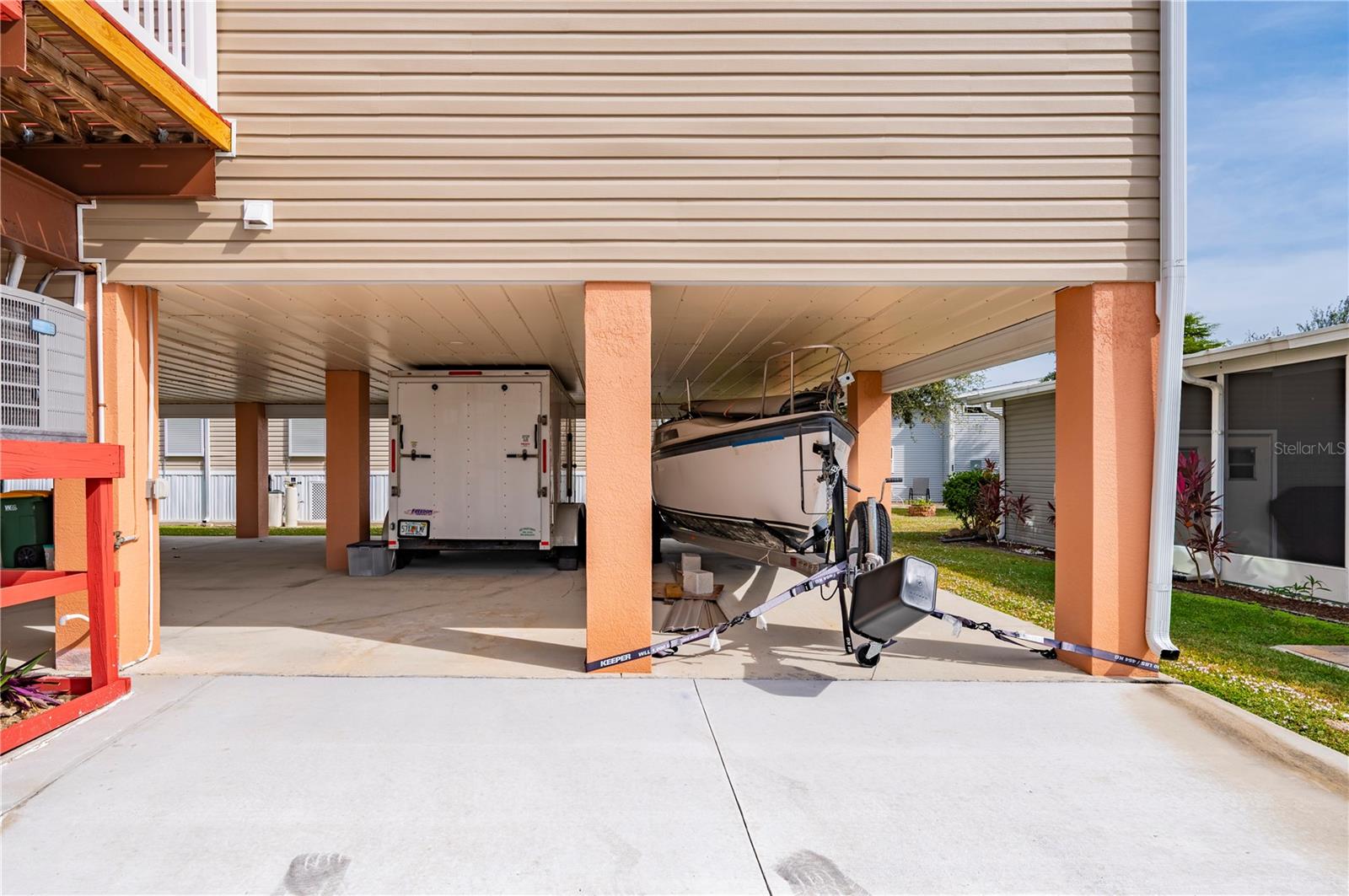 Storage under house - 67 WINDMILL BLVD, PUNTA GORDA