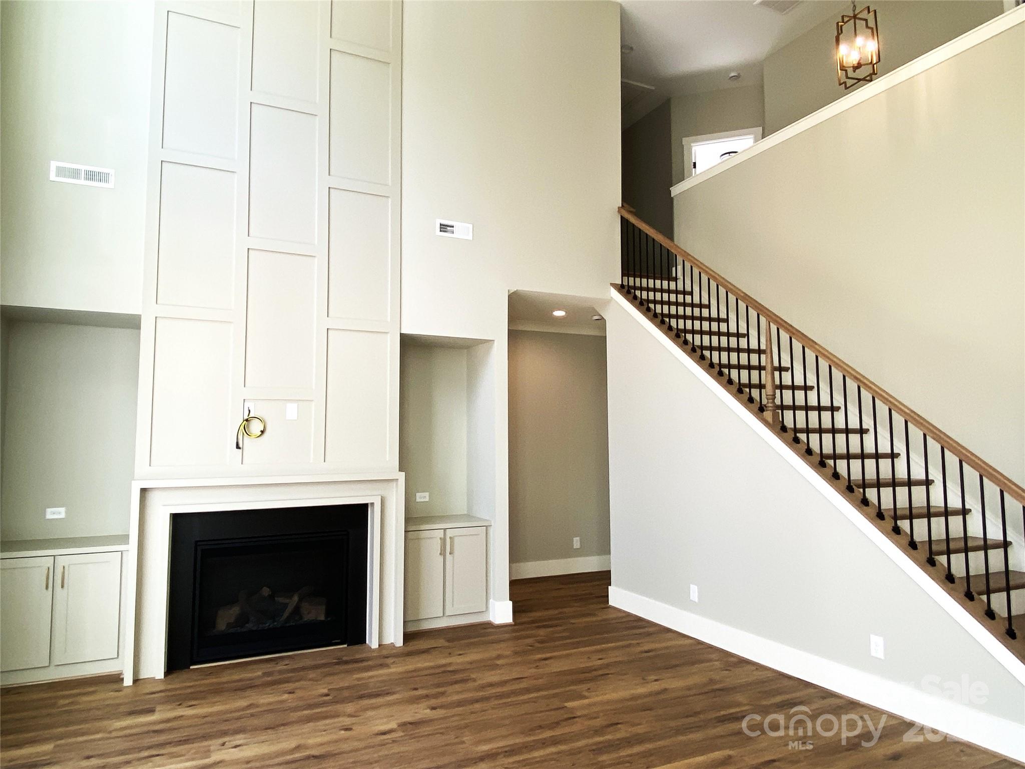 Single Family Residence at 107 Blackbeard Lane, Mooresville, photo 15 of 48