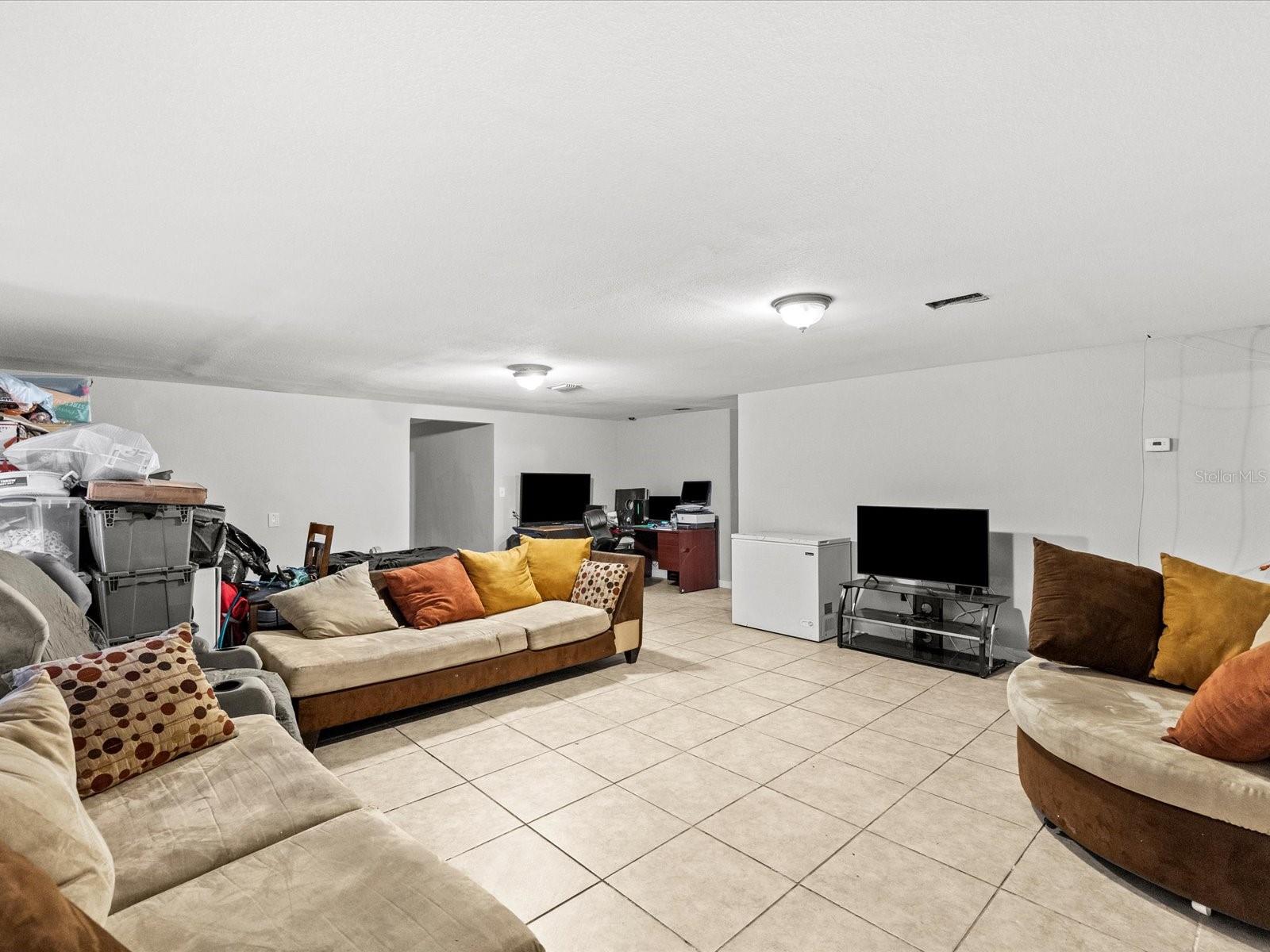 Single Family Residence at 12218 ELKTON AVE, HUDSON, photo 6 of 47