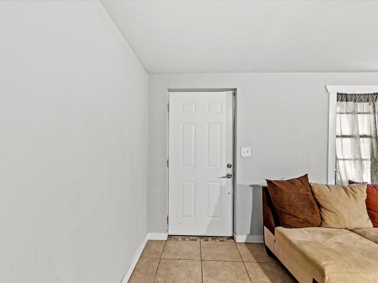 Single Family Residence at 12218 ELKTON AVE, HUDSON, photo 7 of 47