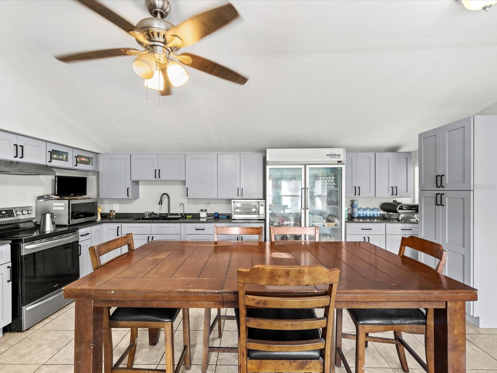 Single Family Residence at 12218 ELKTON AVE, HUDSON, photo 16 of 47