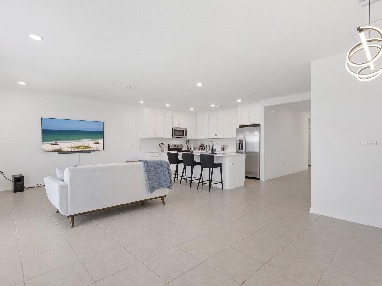 Single Family Residence at 9975 LAST LIGHT GLN, PARRISH, photo 11 of 34