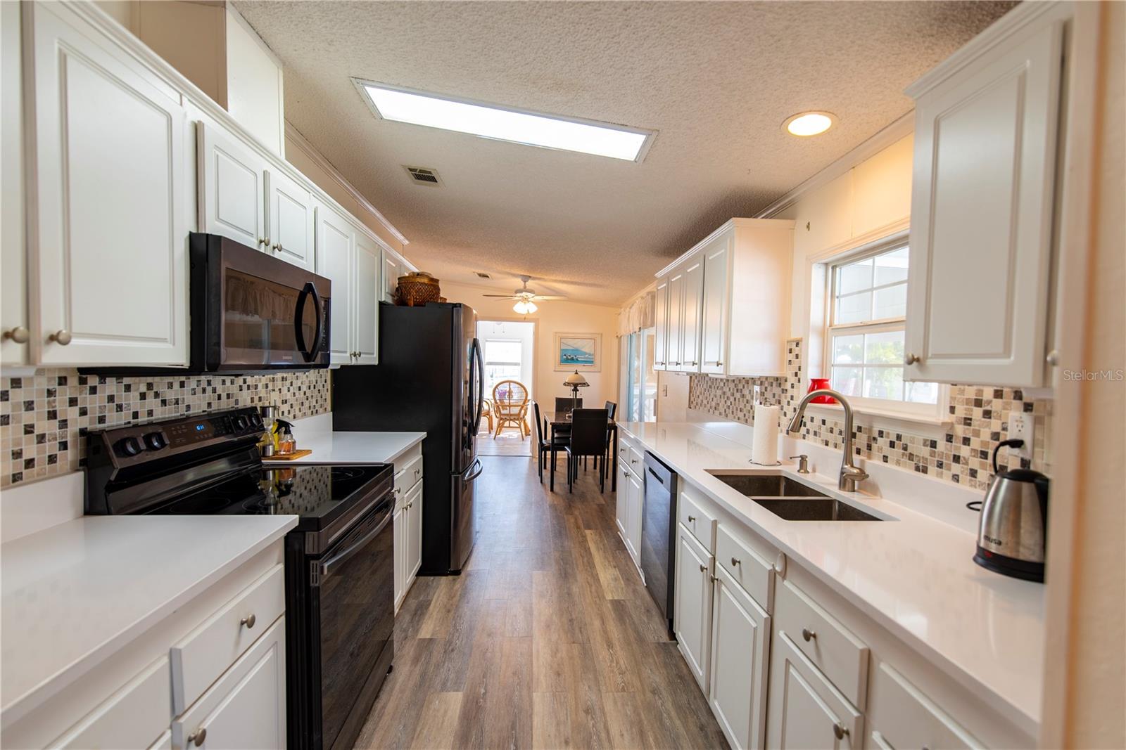 Kitchen - 15 ROTTERDAM DR, PUNTA GORDA
