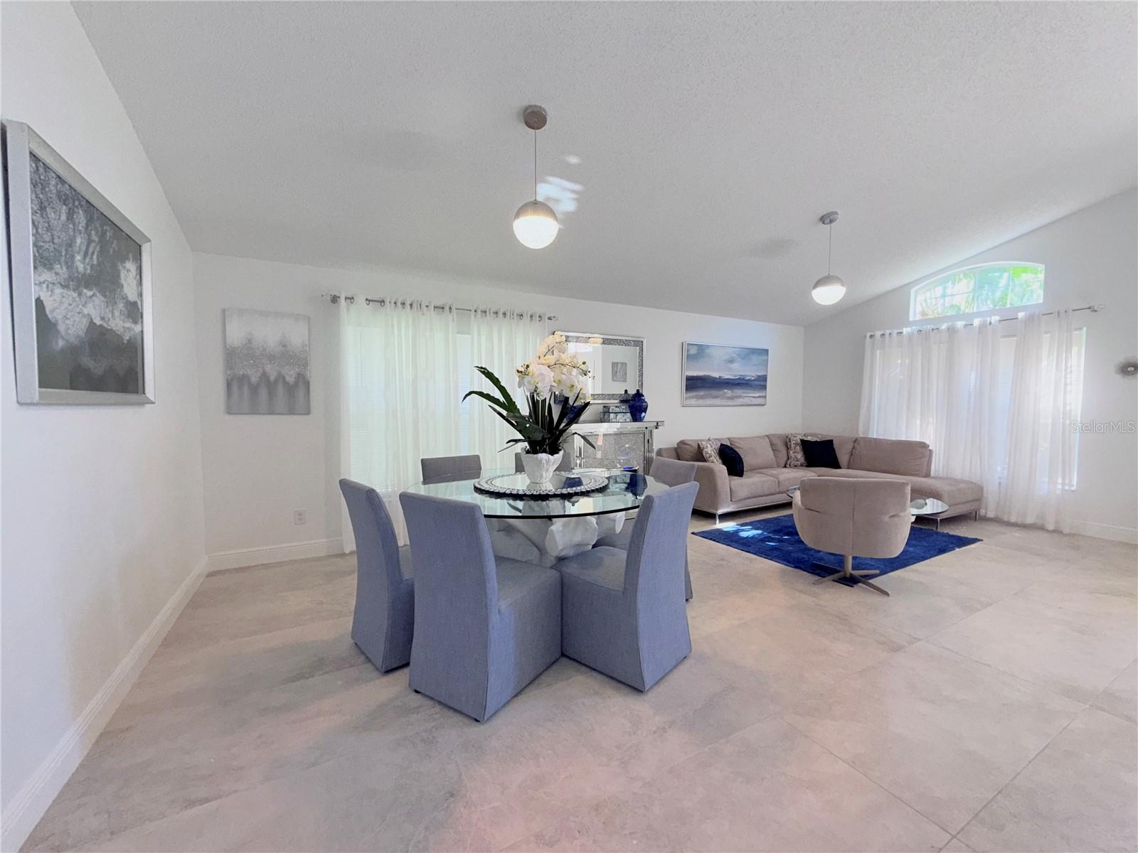 Single Family Residence at 8587 SUNRISE KEY DR, KISSIMMEE, photo 10 of 48