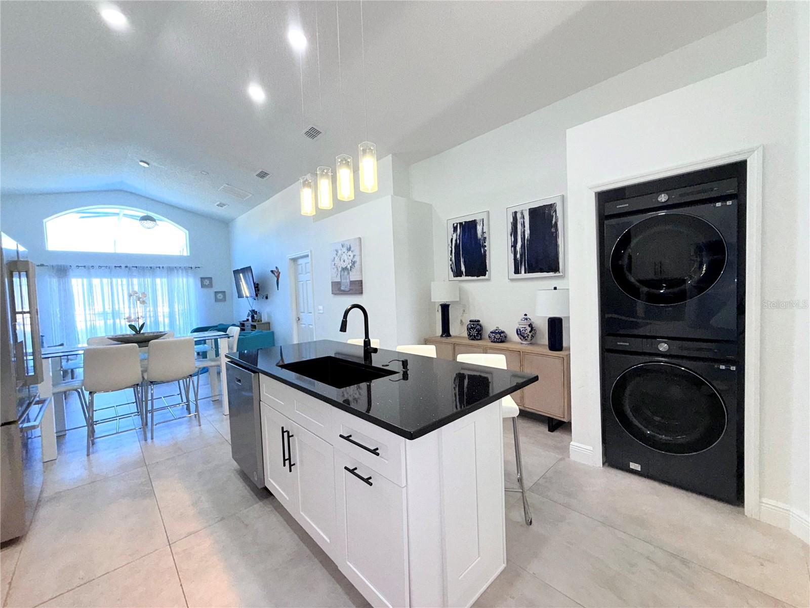 Single Family Residence at 8587 SUNRISE KEY DR, KISSIMMEE, photo 14 of 48