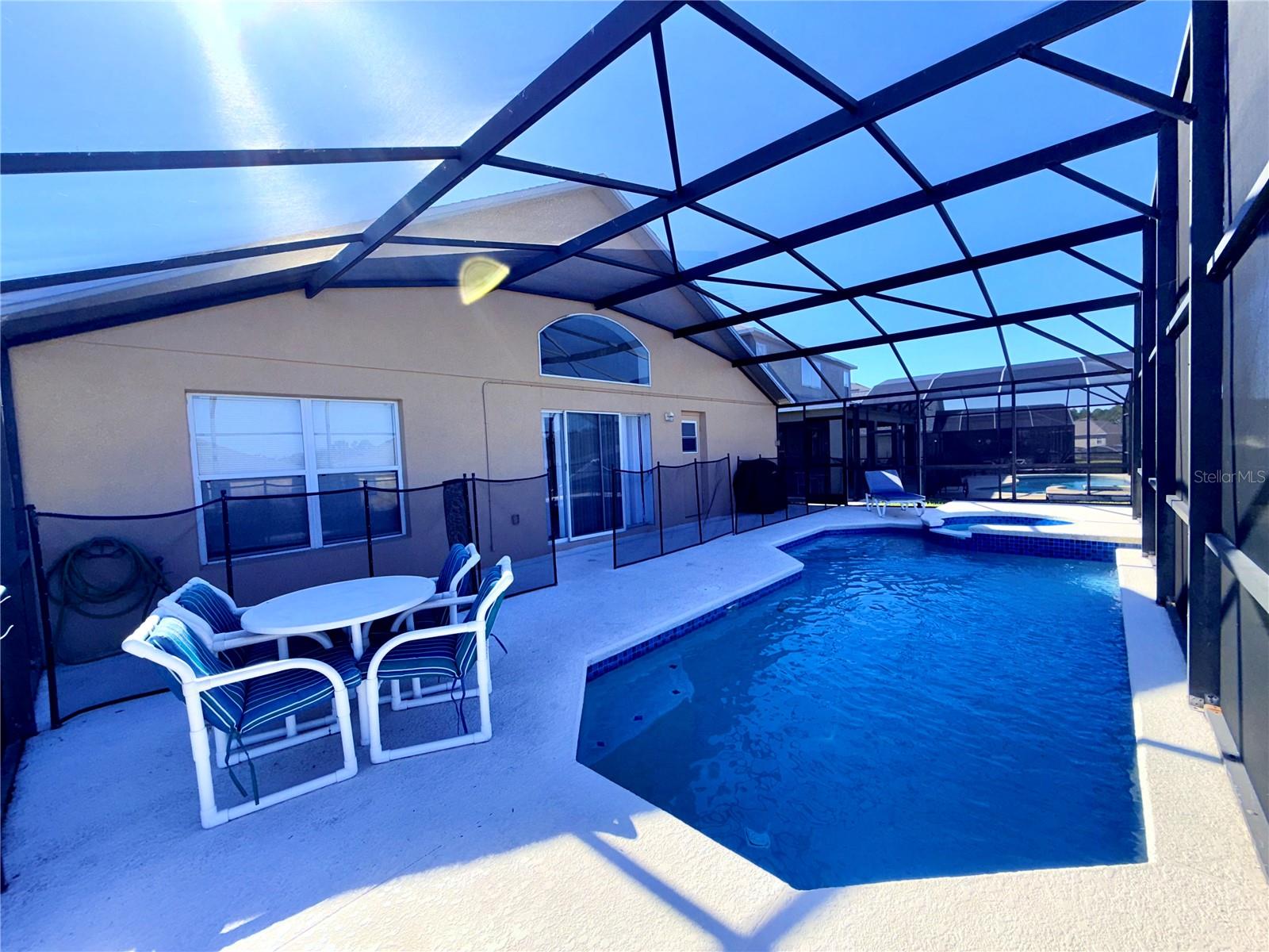 Single Family Residence at 8587 SUNRISE KEY DR, KISSIMMEE, photo 42 of 48