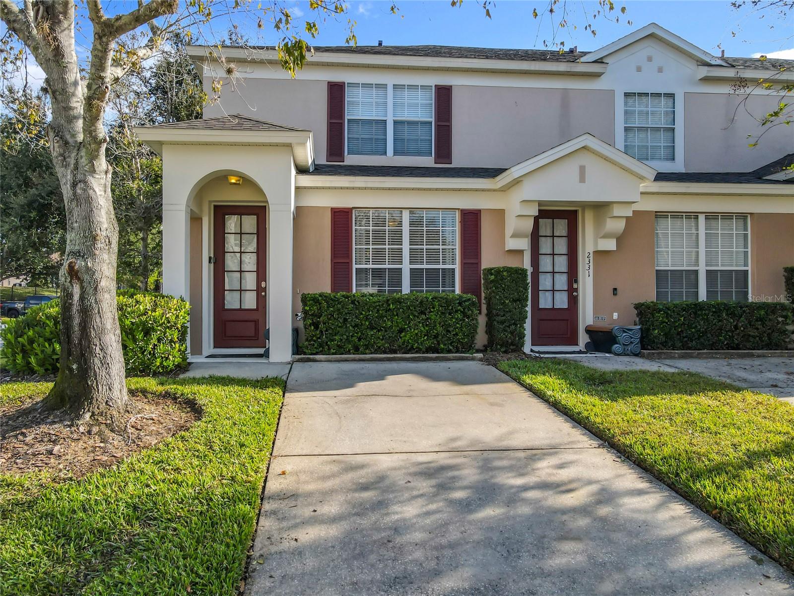 2333 SILVER PALM DR