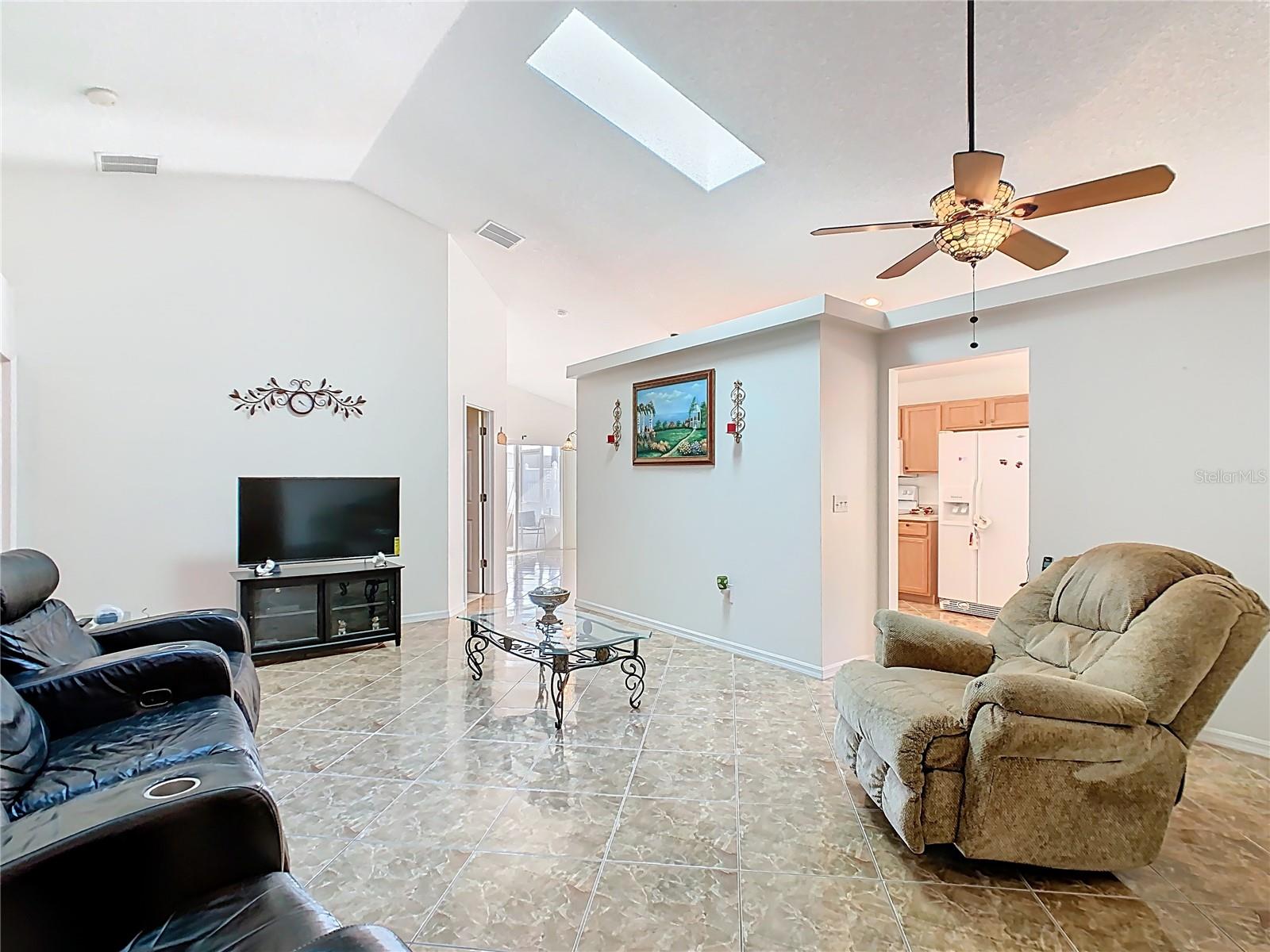 Great Room - 230 HALSTEAD DR, DAVENPORT