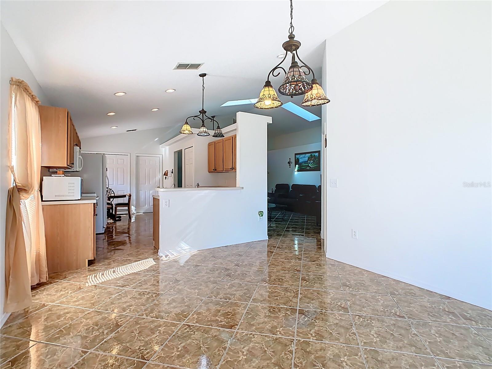 Single Family Residence at 230 HALSTEAD DR, DAVENPORT, photo 9 of 26