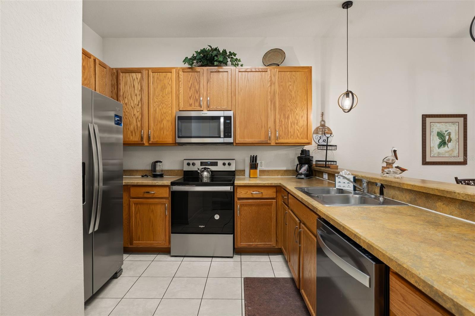 Condominium at 612 RUM RUN #612, DAVENPORT, photo 10 of 78