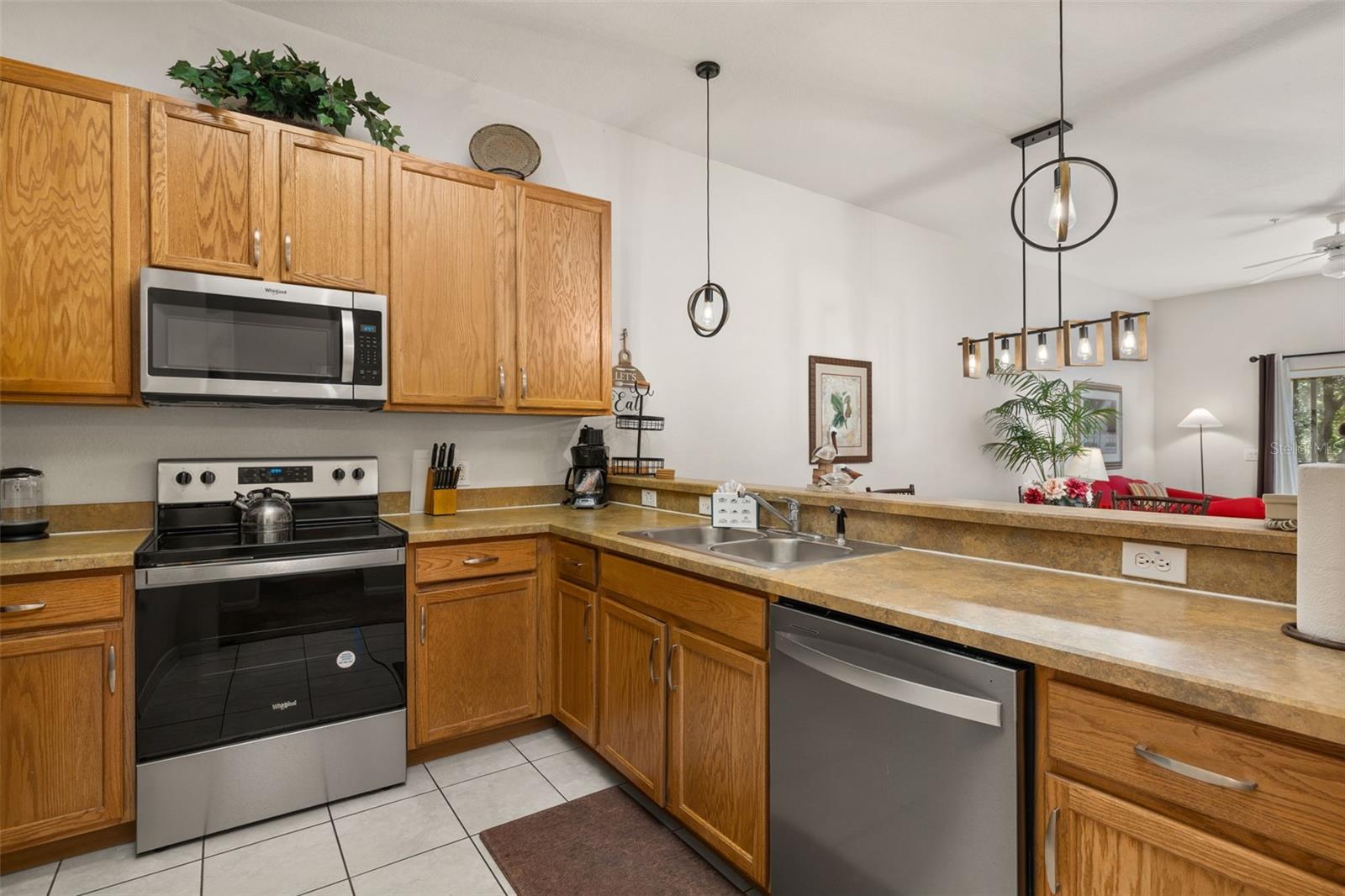 Condominium at 612 RUM RUN #612, DAVENPORT, photo 11 of 78