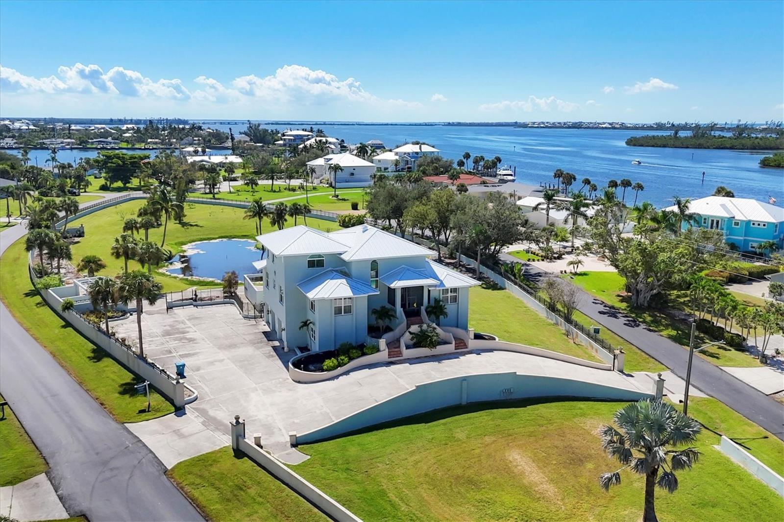 342 GREEN DOLPHIN DR