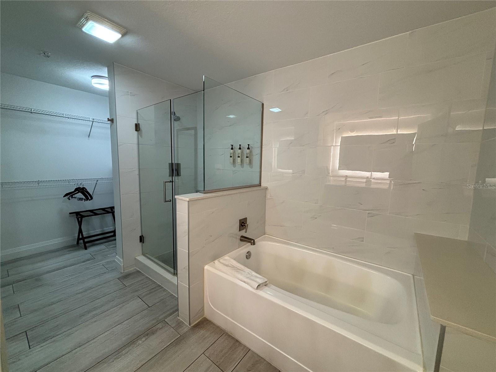 Condo - Hotel at 14501 GROVE RESORT AVE #3304, WINTER GARDEN, photo 15 of 34