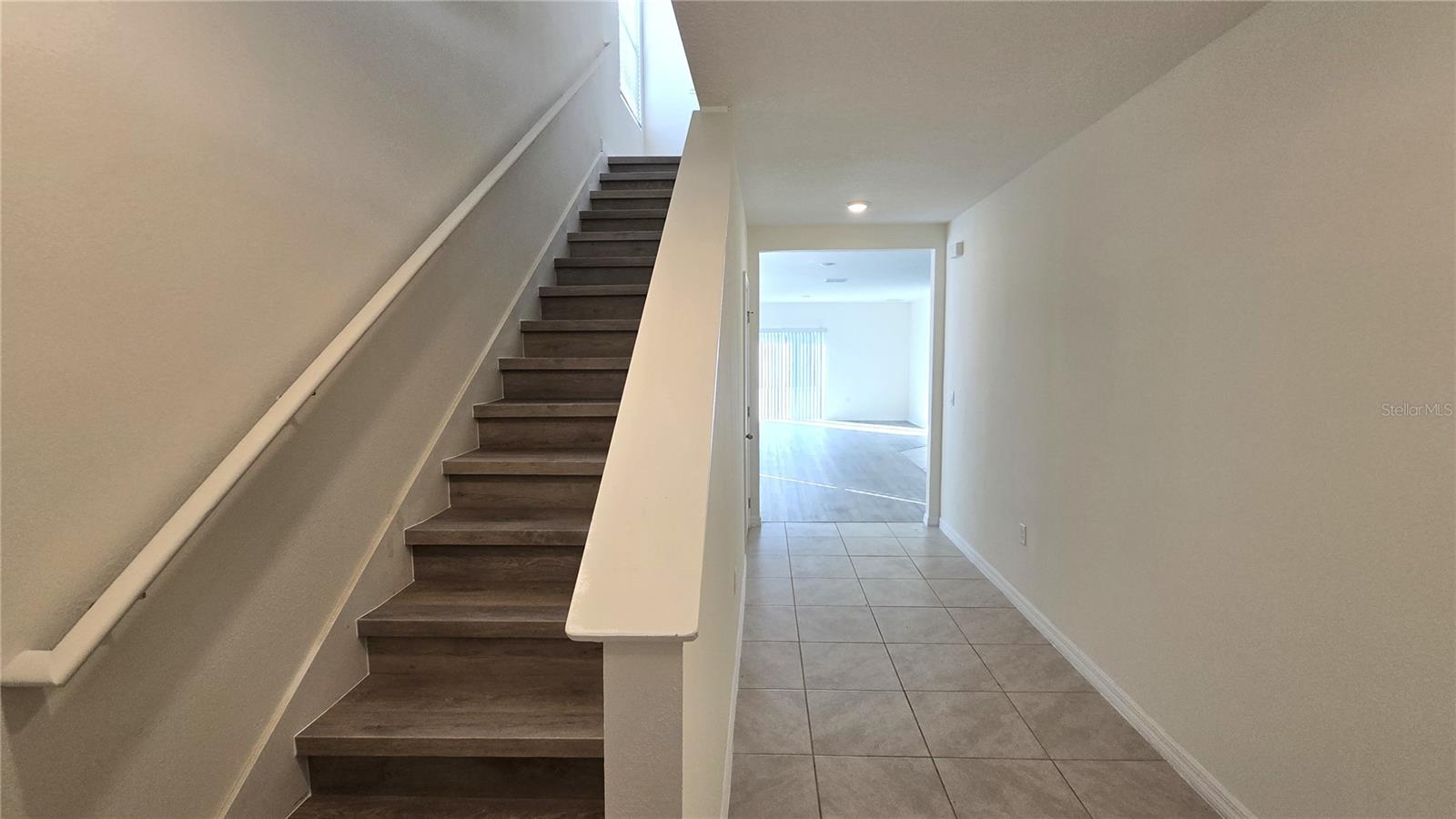 Single Family Residence at 1671 ROSYDALE CIR, DAVENPORT, photo 7 of 48
