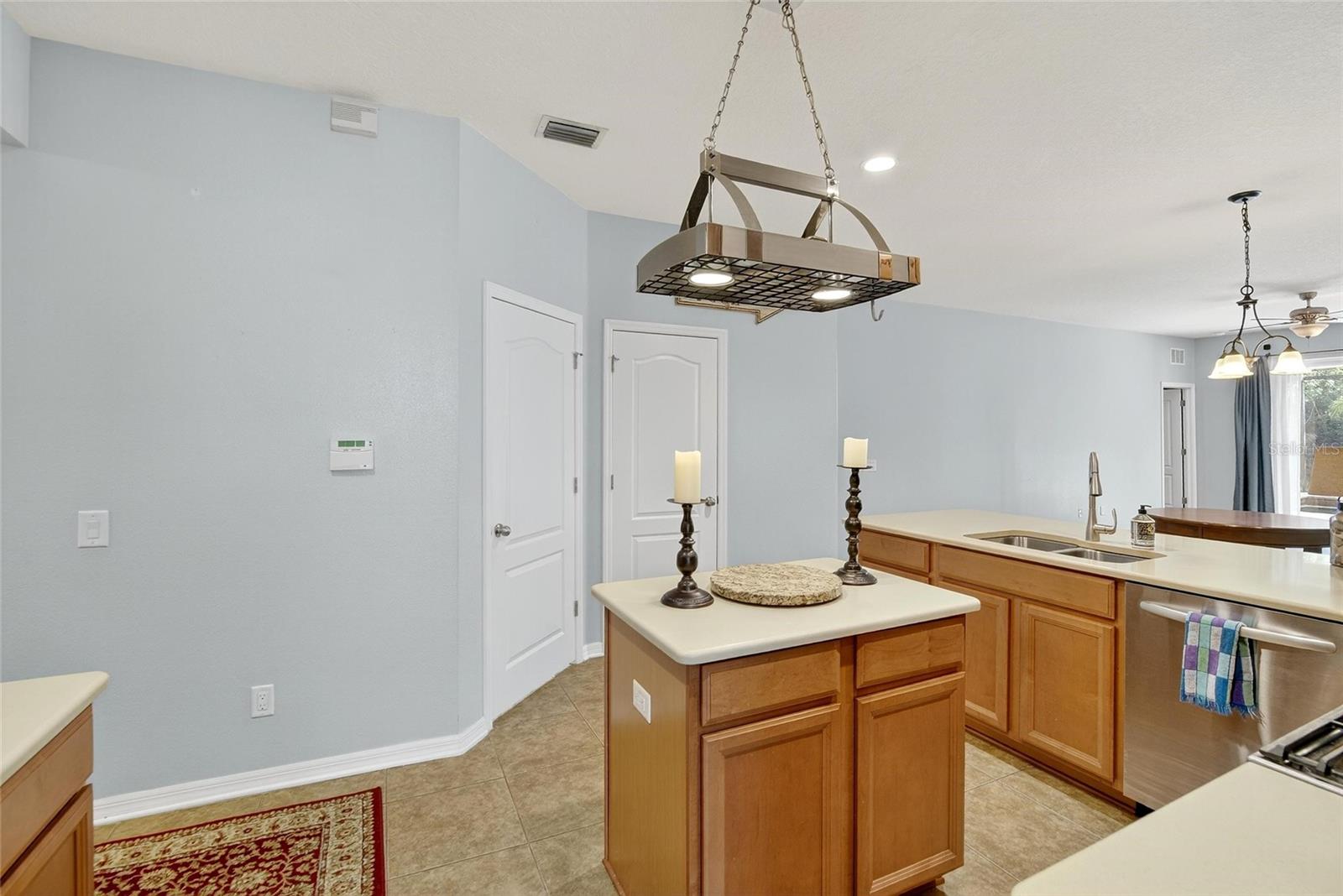 Kitchen - 9023 41ST ST E, PARRISH