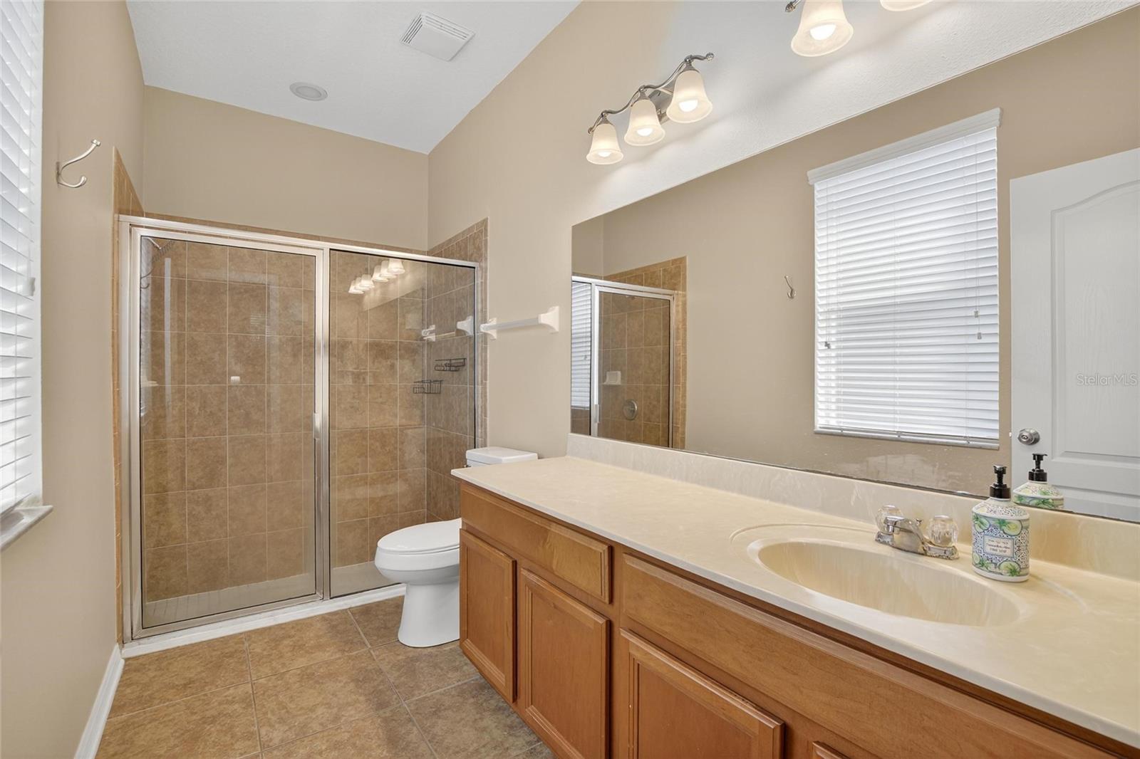 Primary En-Suite Bath - 9023 41ST ST E, PARRISH