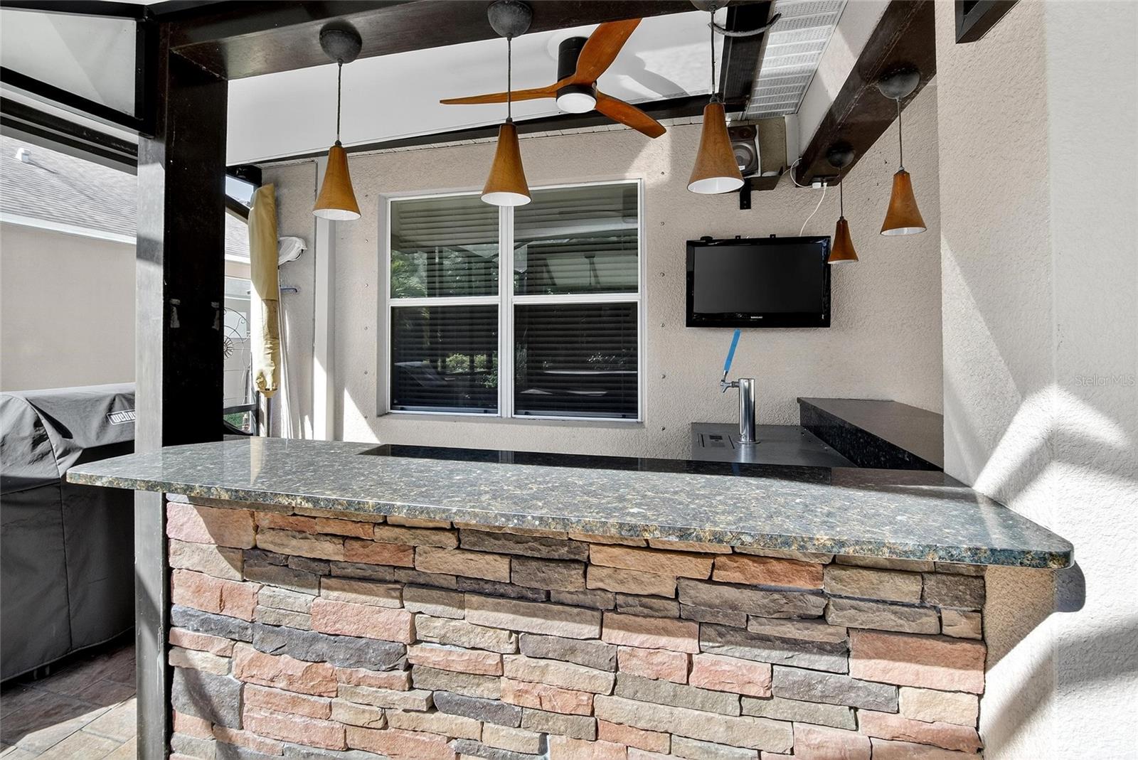 Outdoor Kitchen - 9023 41ST ST E, PARRISH