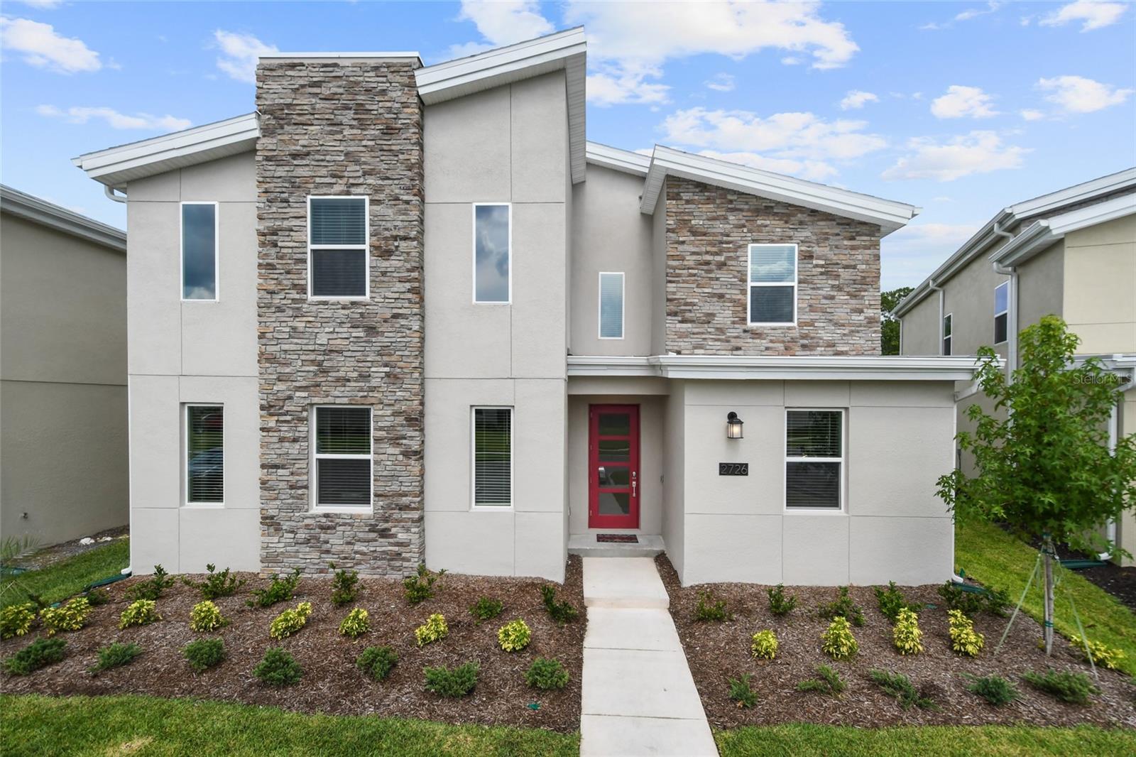 Single Family Residence at 2726 OXYMORON WAY, KISSIMMEE, photo 2 of 65
