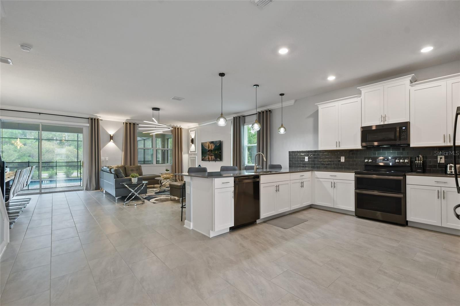 Single Family Residence at 2726 OXYMORON WAY, KISSIMMEE, photo 11 of 65