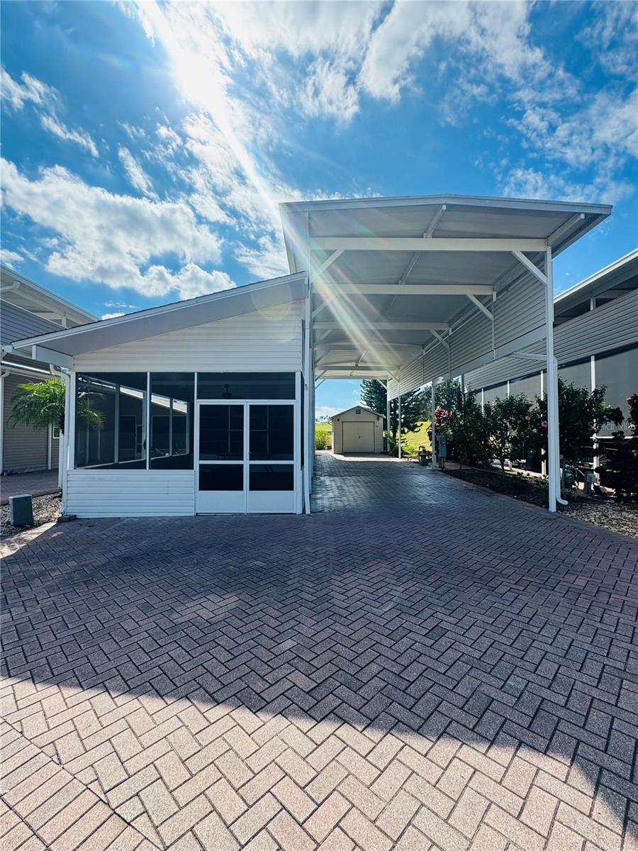 Park your Class A or use the port for your car & golf cart - 1144 DEER CREEK BLVD, DAVENPORT
