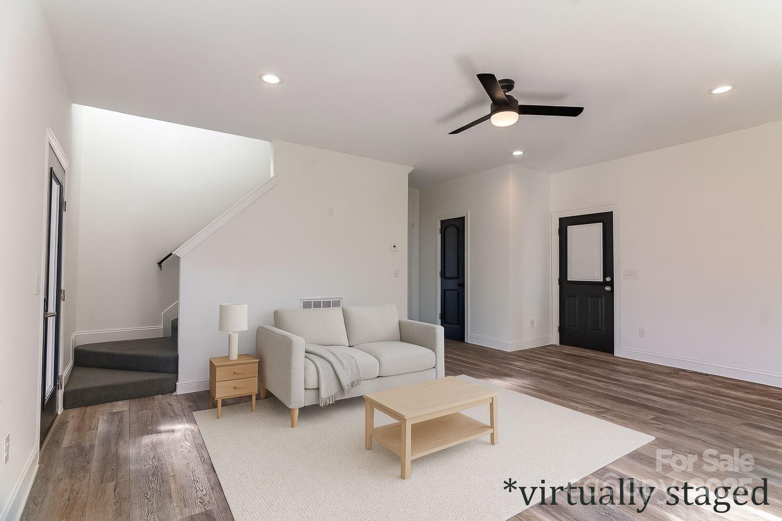 Single Family Residence at 3024 Poplar Circle, Shelby, photo 6 of 39