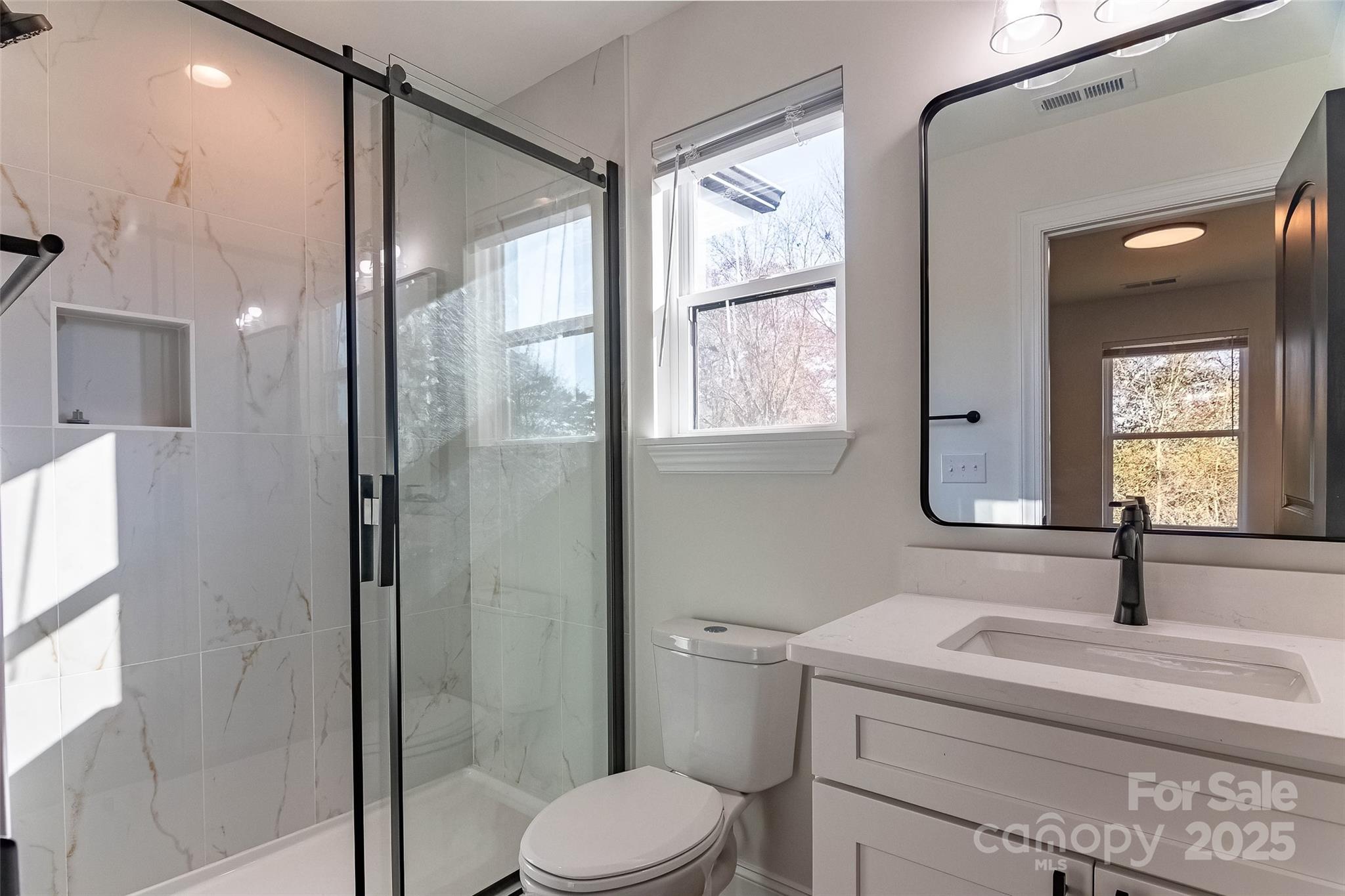 Single Family Residence at 3024 Poplar Circle, Shelby, photo 21 of 39