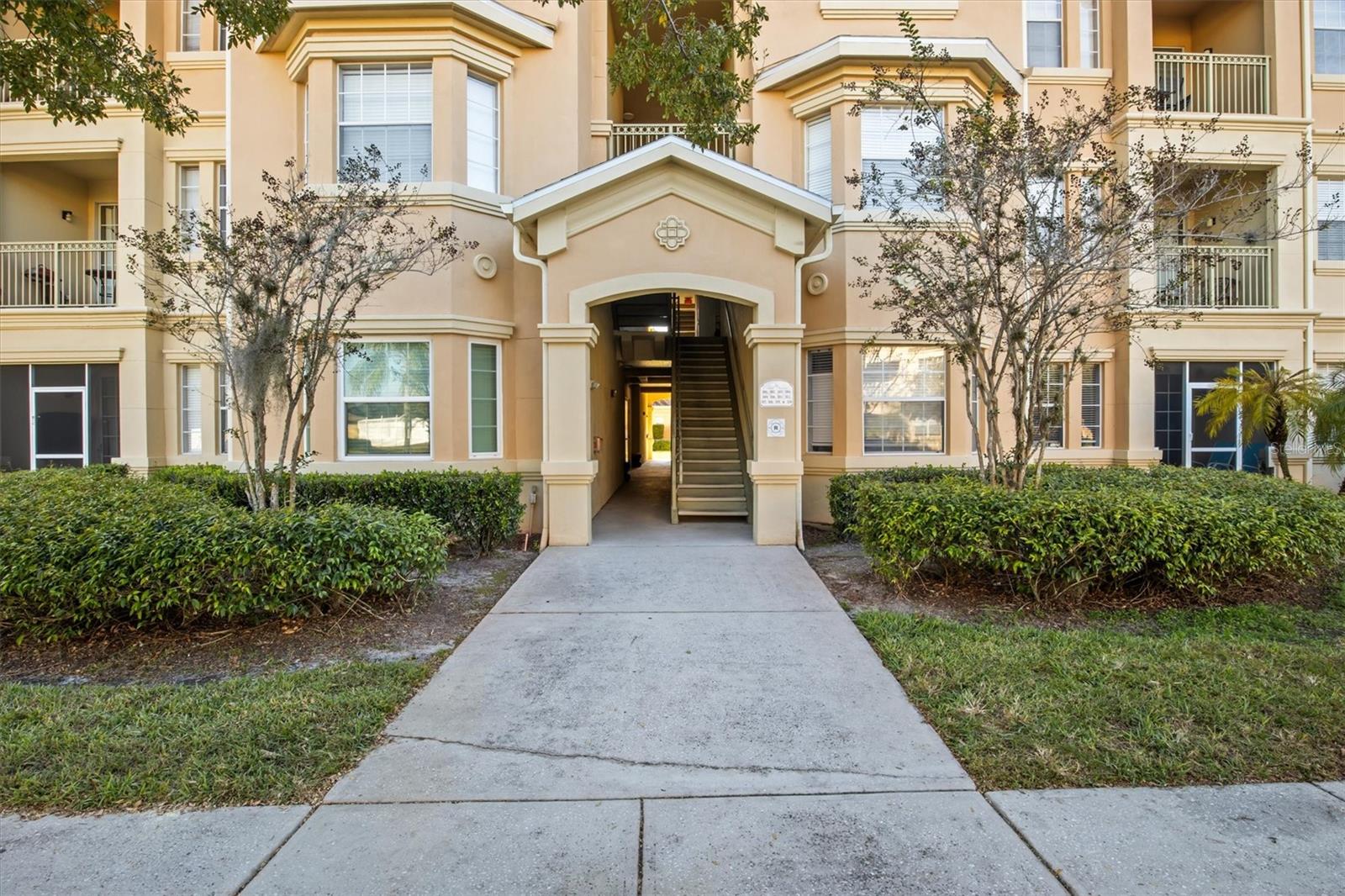 Condominium at 301 TERRACE RIDGE CIR #301, DAVENPORT, photo 25 of 35