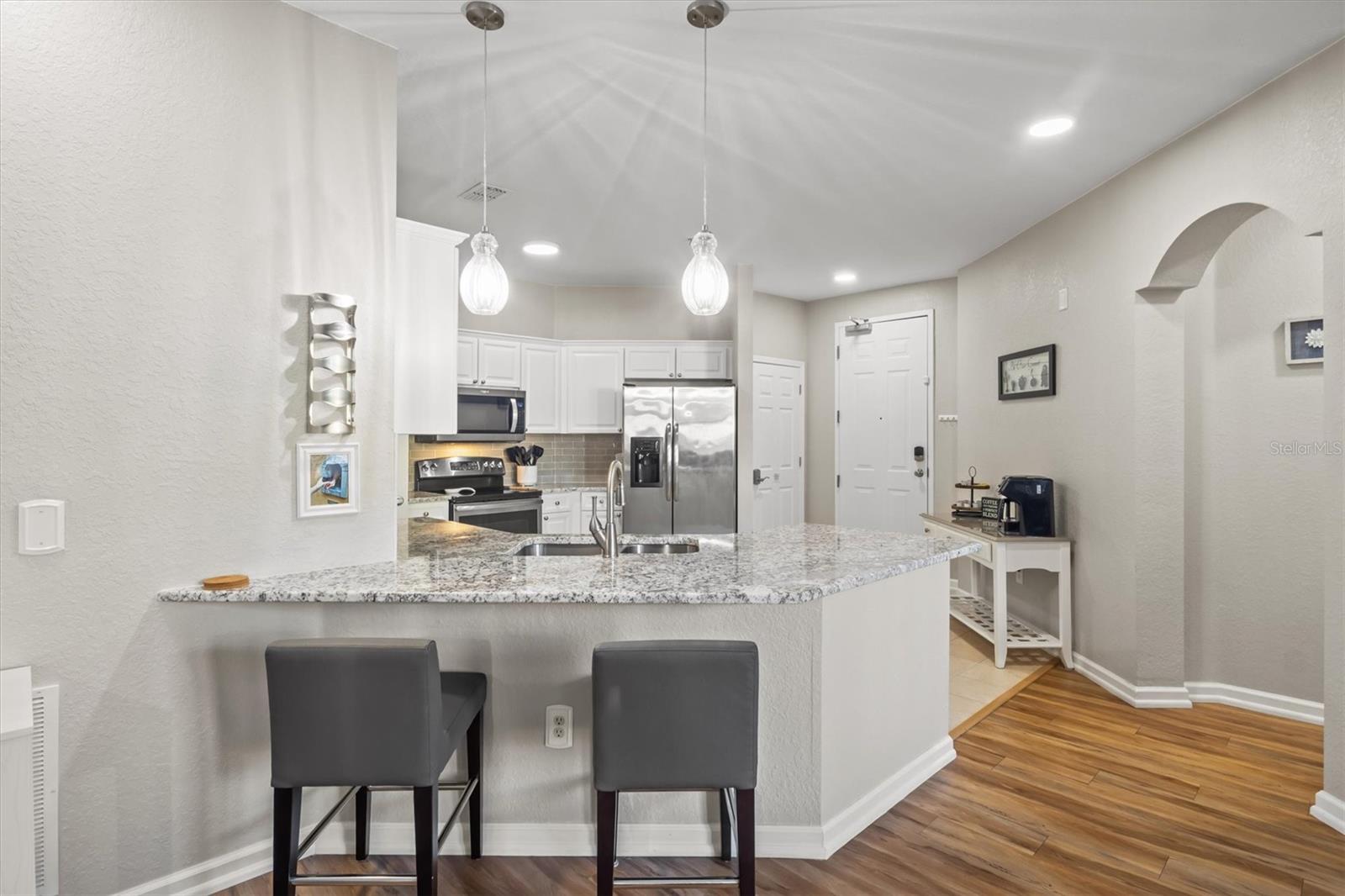 Condominium at 301 TERRACE RIDGE CIR #301, DAVENPORT, photo 6 of 35