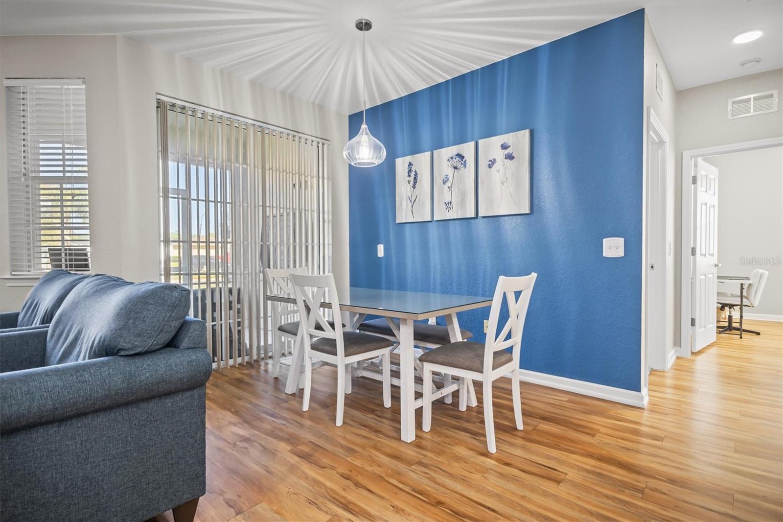Condominium at 301 TERRACE RIDGE CIR #301, DAVENPORT, photo 12 of 35