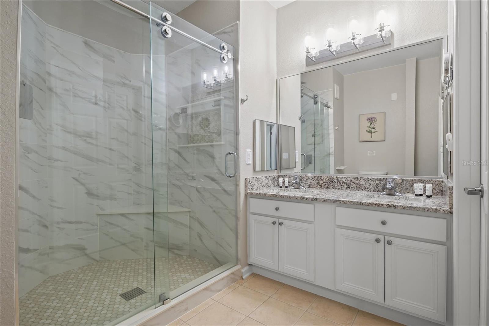 Condominium at 301 TERRACE RIDGE CIR #301, DAVENPORT, photo 16 of 35