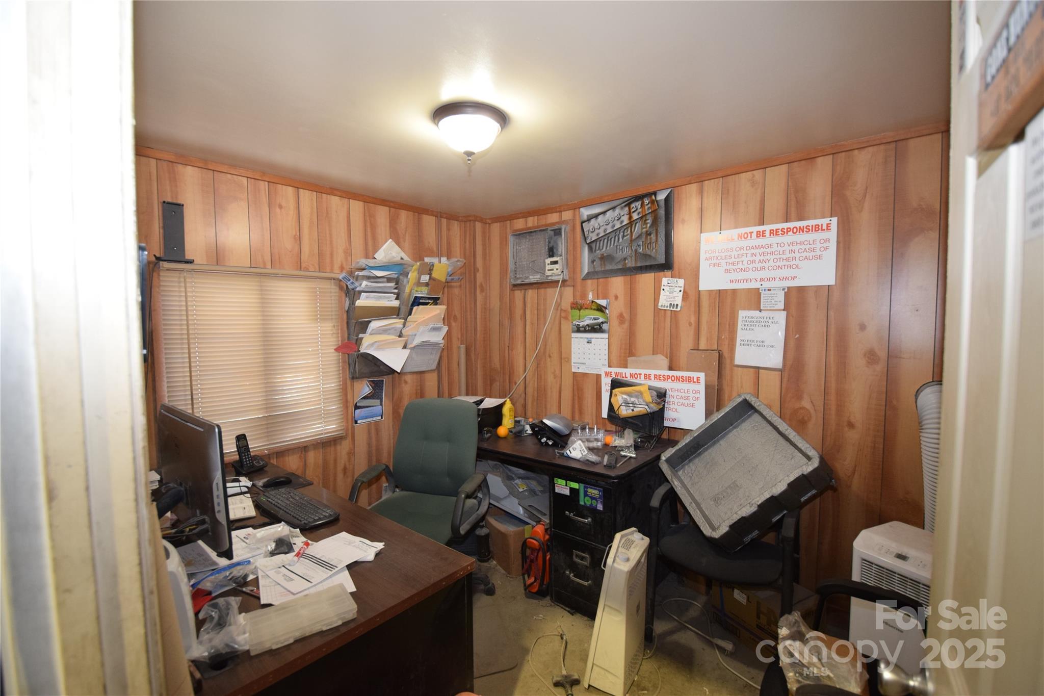 Automotive at 10310 Rozzelles Ferry Road, Charlotte, photo 7 of 22