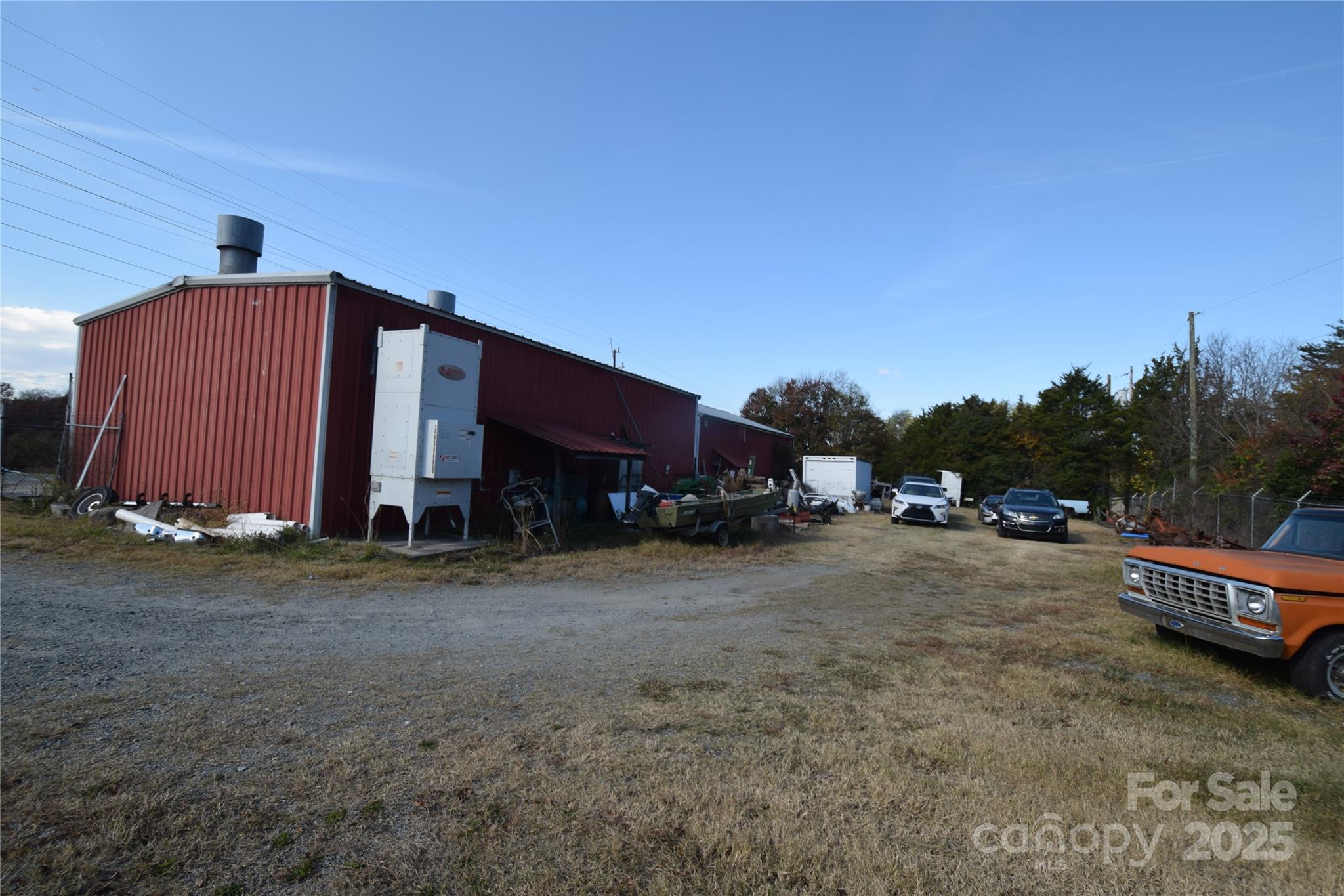 Automotive at 10310 Rozzelles Ferry Road, Charlotte, photo 15 of 22