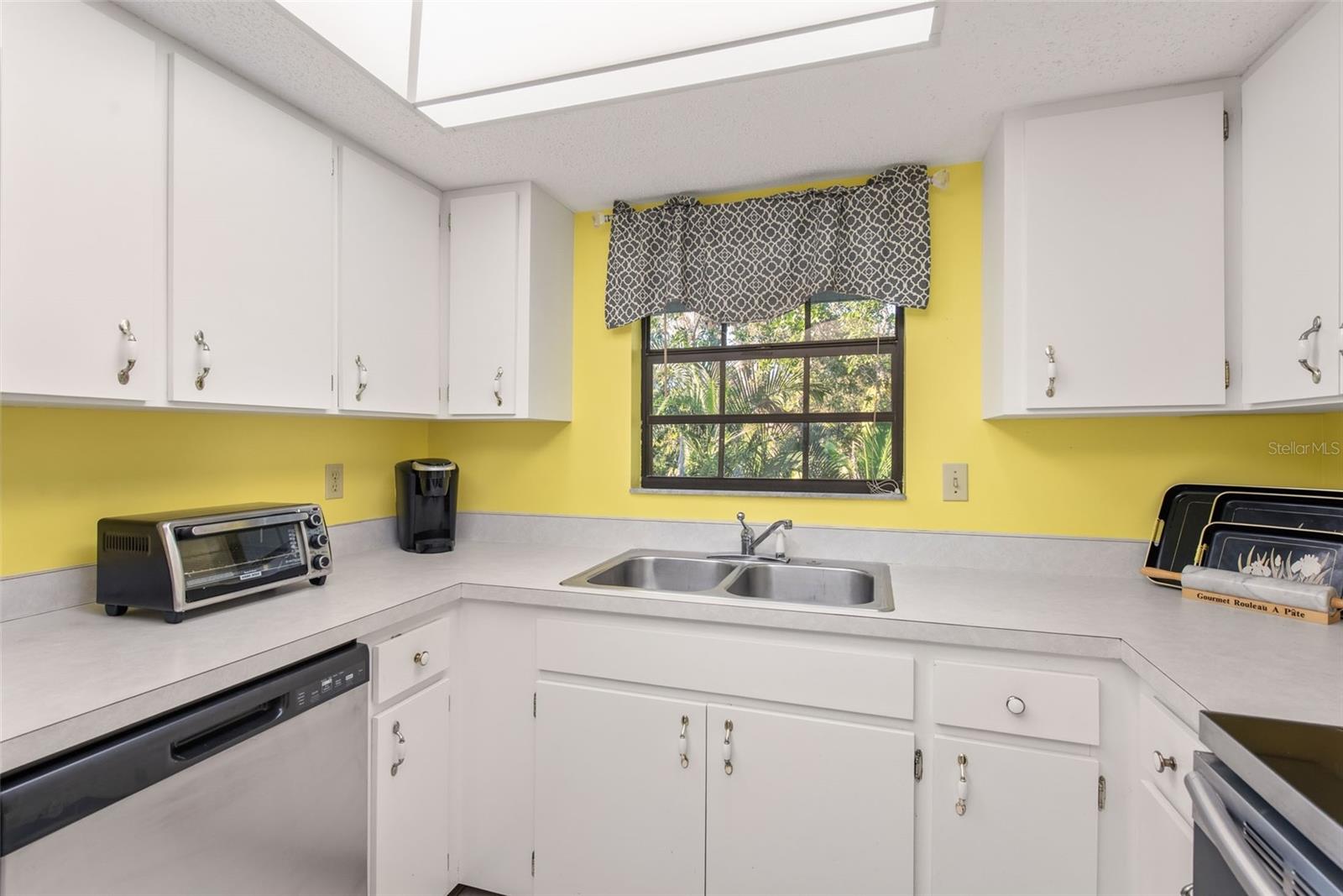 Condominium at 1730 MANASOTA BEACH RD #207, ENGLEWOOD, photo 14 of 68