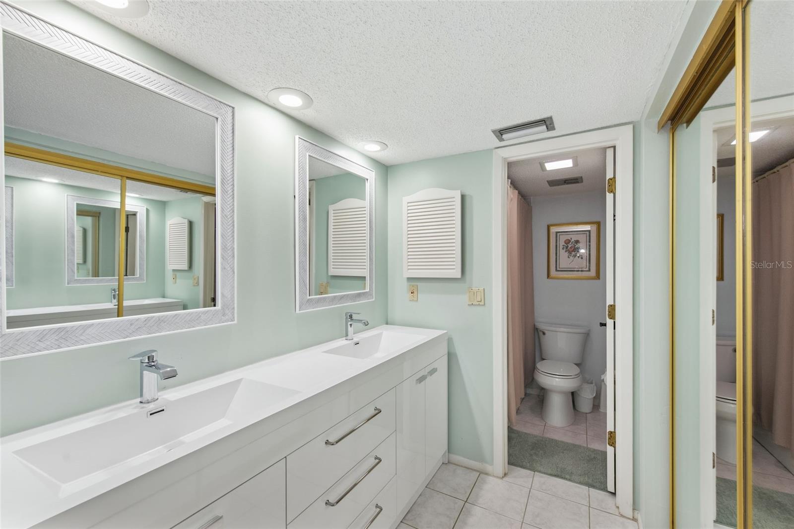 Condominium at 1730 MANASOTA BEACH RD #207, ENGLEWOOD, photo 27 of 68