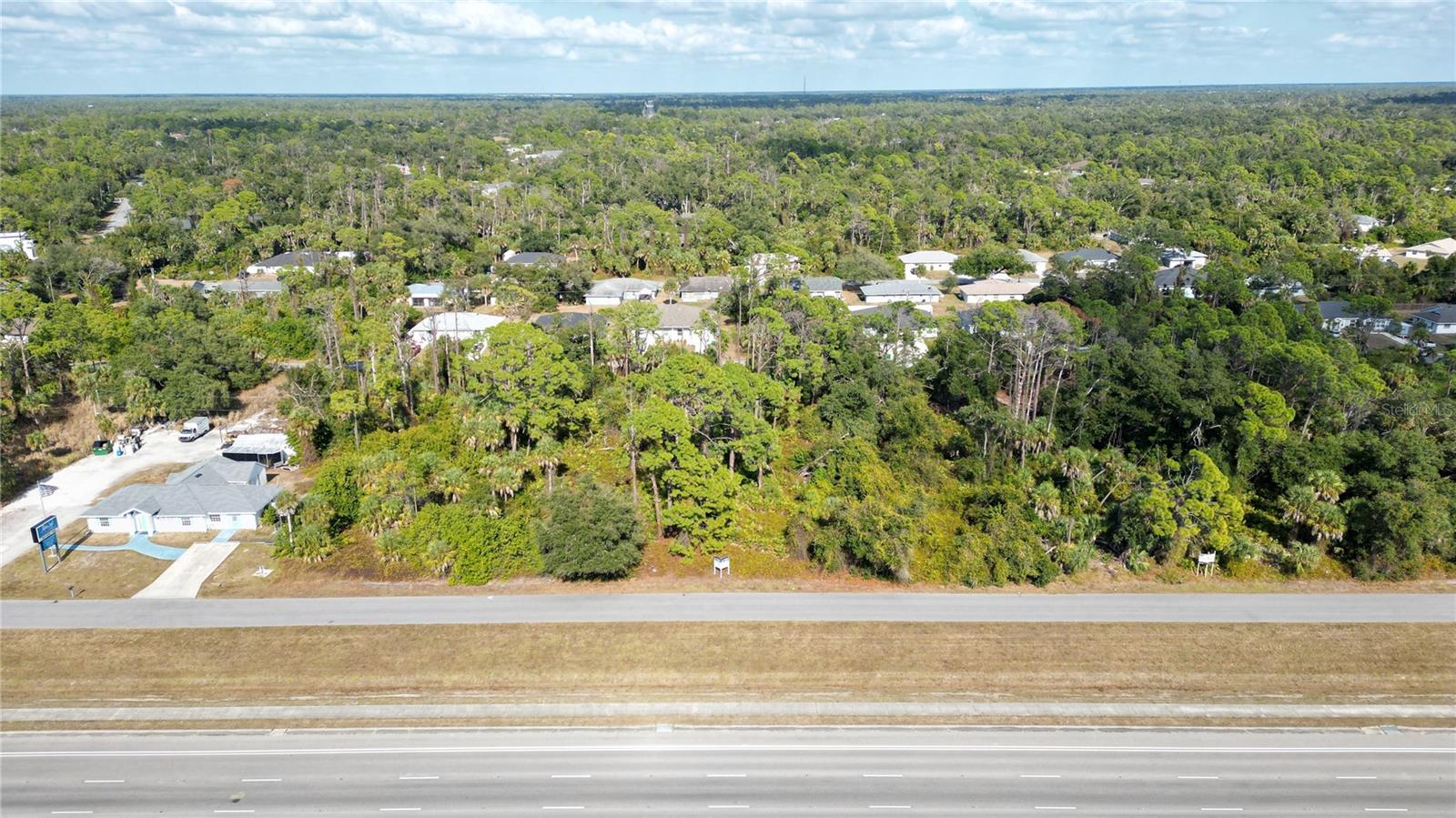 380 TAMIAMI TRL