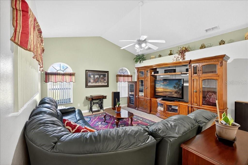 Single Family Residence at 28 FANSHAWE LN, PALM COAST, photo 14 of 42