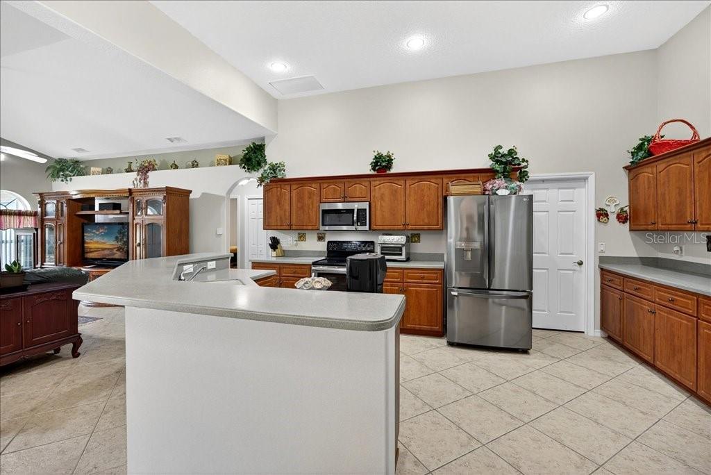 Single Family Residence at 28 FANSHAWE LN, PALM COAST, photo 15 of 42